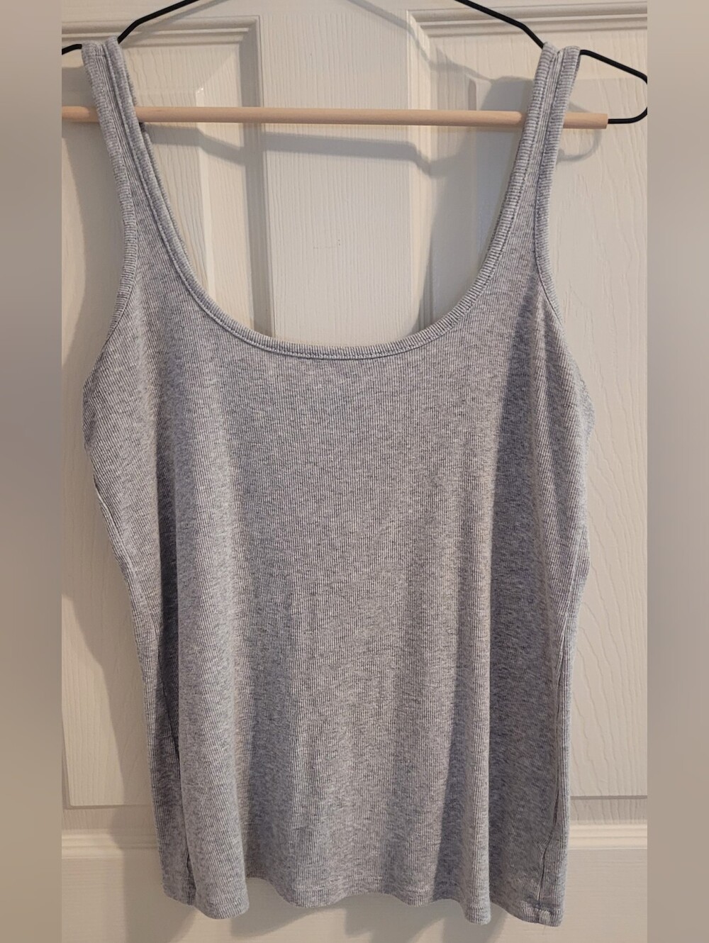 torrid Size 0  Heather Gray Ribbed Scoop Tank Top